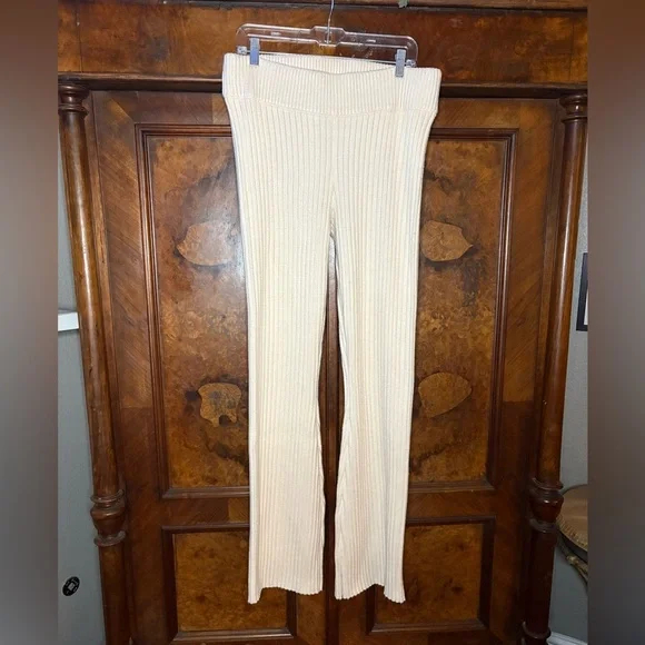 NWT GUIZIO- Thalia Rib Lounge Pants in Color Ivory. Size L - Picture 4 of 9